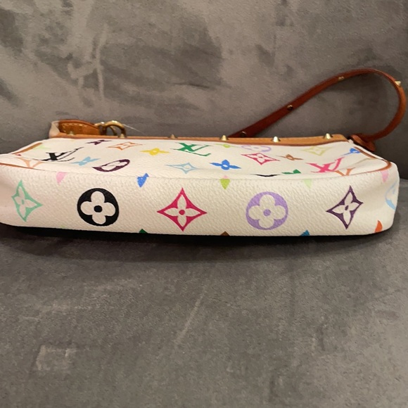 Authentic Louis Viutton Marakami - Picture 3 of 3